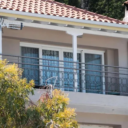 Amazing In With 2 Bedrooms And Wifi Appartamento *