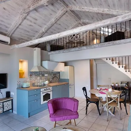 Amazing In With 2 Bedrooms And Wifi Appartamento *